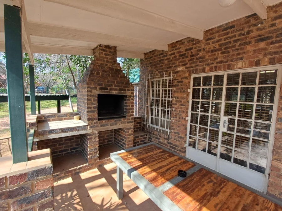 9 Bedroom Property for Sale in Willow Grange Free State